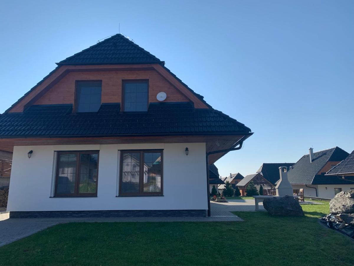 Vila Snezienka Stará Lesná Exteriör bild